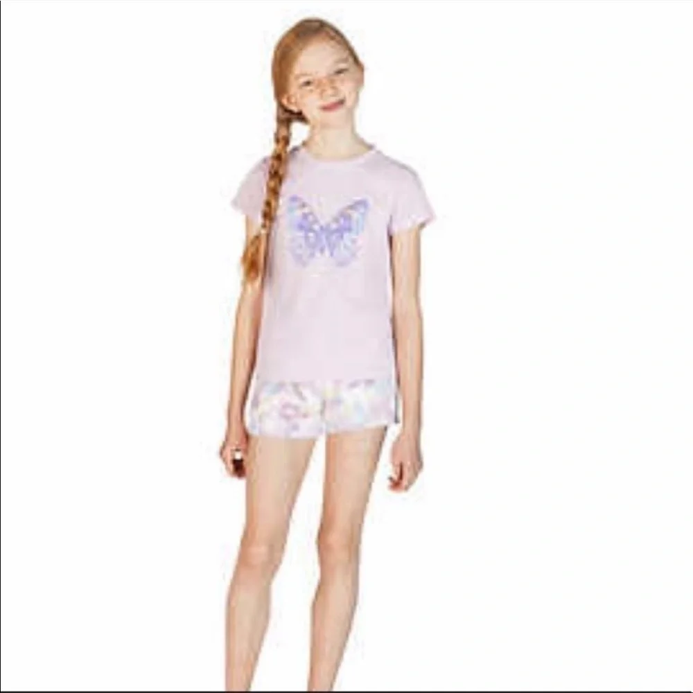 BCBG features color